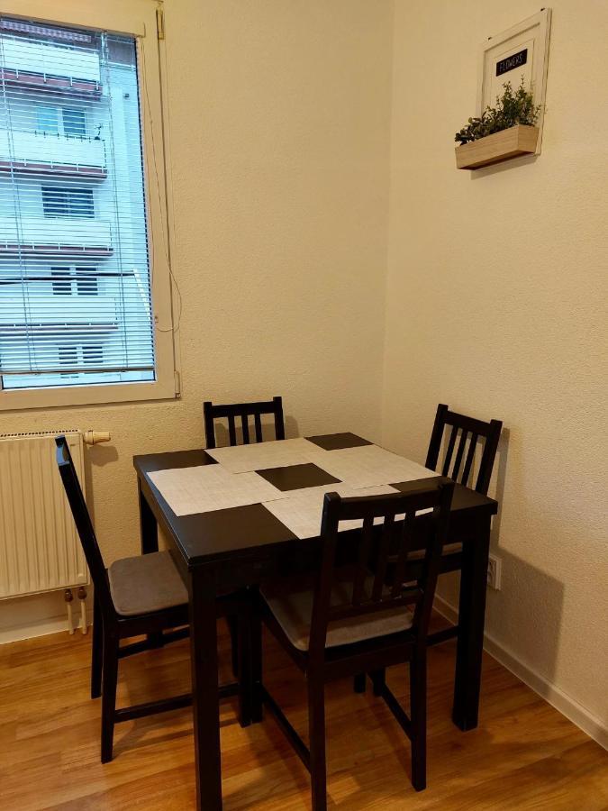 Utulny Apartman V Centre Bb Besztercebánya Kültér fotó